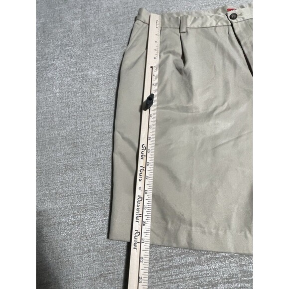 Izod Short Men’s Size 38 Chinos Golf Buttons Pockets - Picture 6 of 11